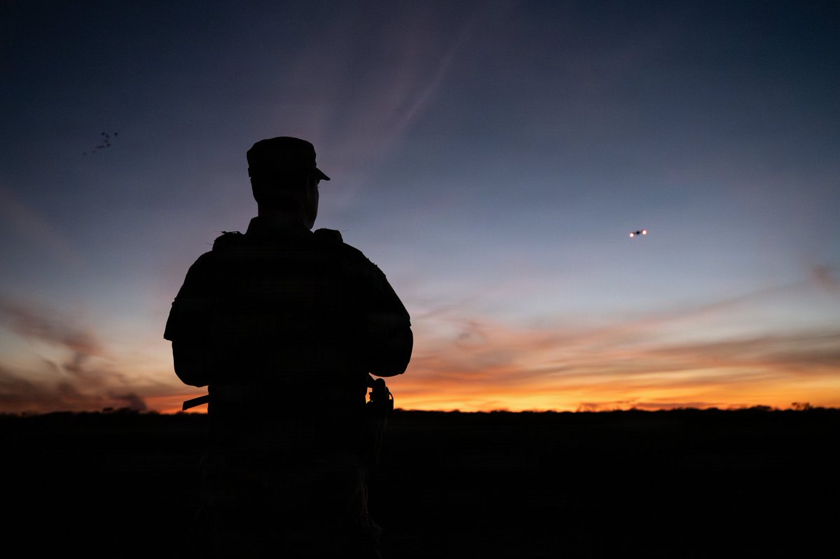 National Guard tweet media