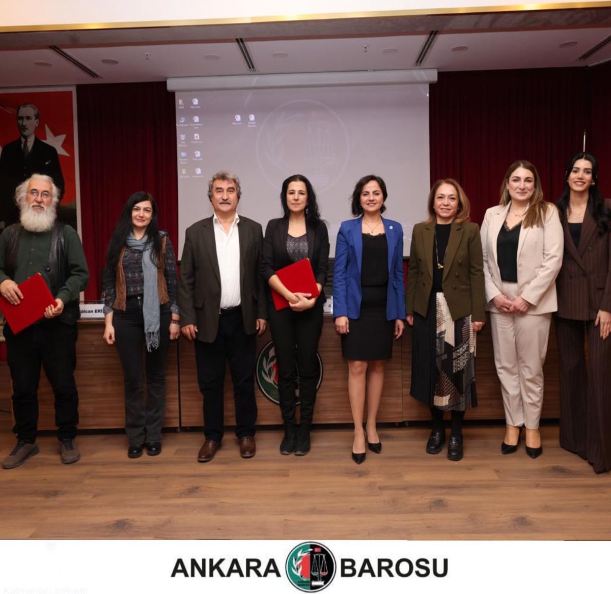 ankbarochm's tweet photo. 14.03.2026 tarihinde merkezimiz ve İş ve Sosyal Güvenlik Hukuku Kurulu işbirliğinde düzenlenen kıymetli konuşmacılarımız,ülkenin dört bir yanından gelen meslektaşlarımız ve değerli katılımcılarımız ile Çocuk İşçiliği ve MESEM Çalıştayı’nı gerçekleştirdik. https://t.co/r4CPMq742F