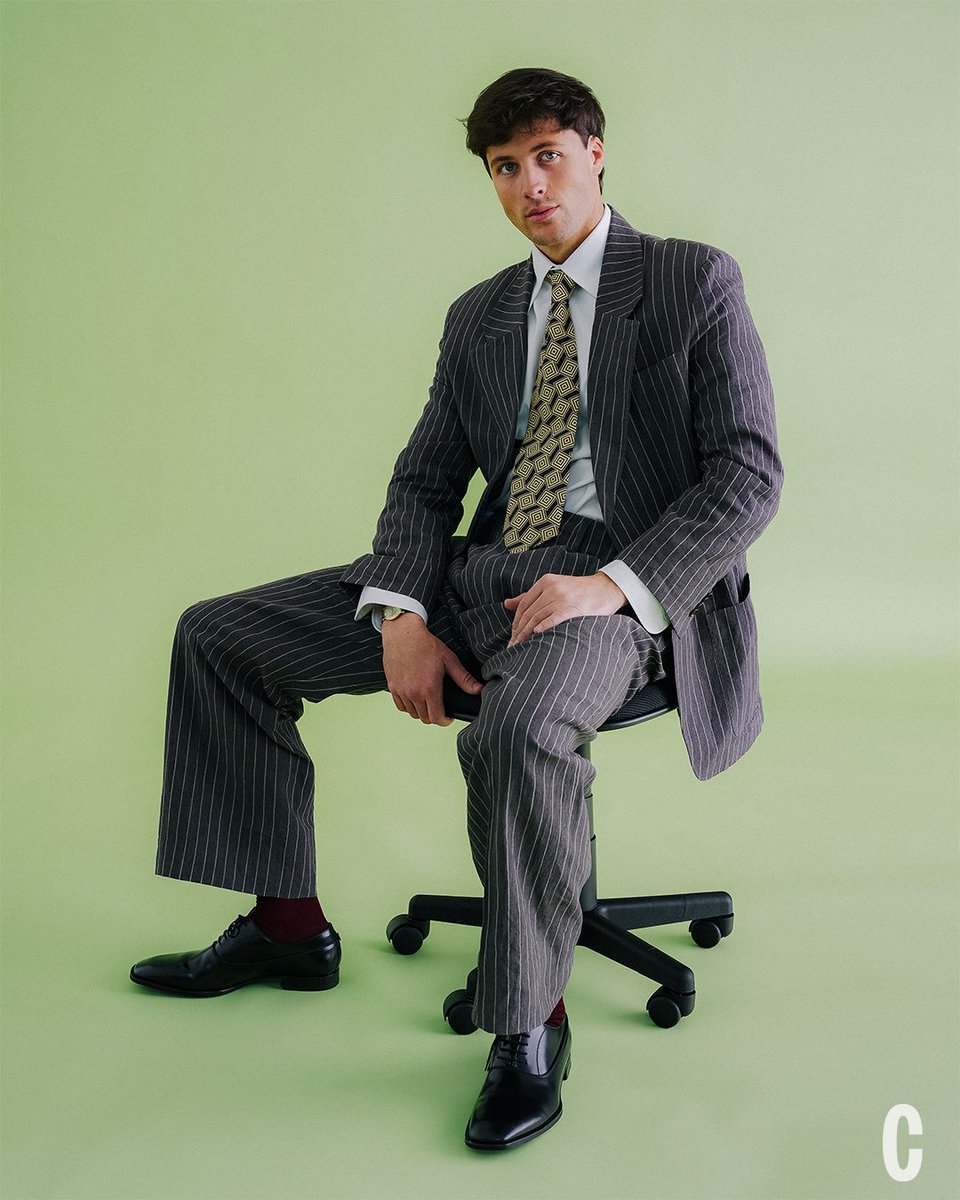 Cosmopolitan tweet media