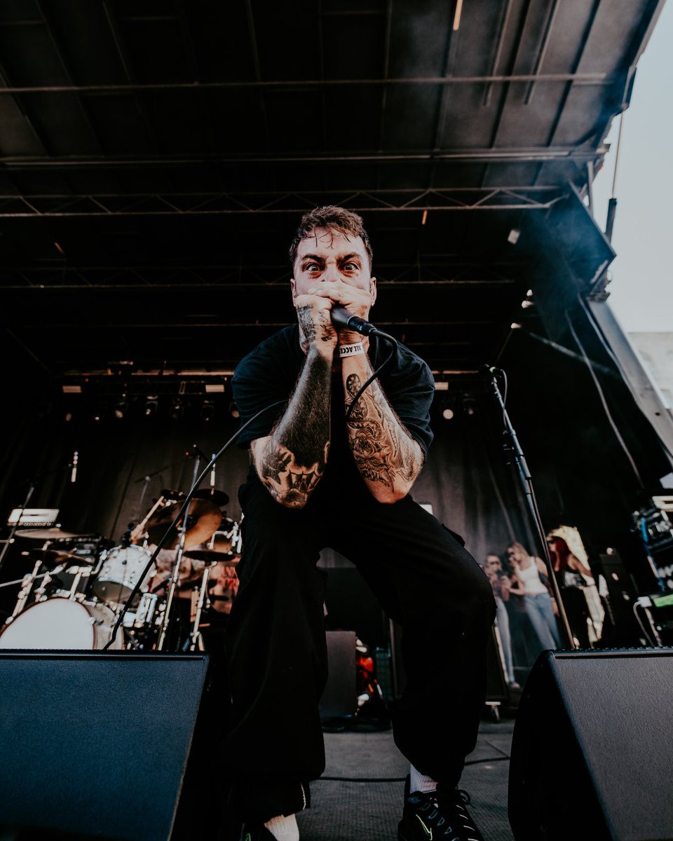 LNE Presents tweet media