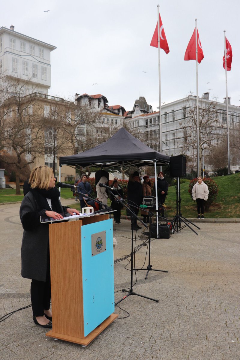 18 Mart Çanakkale Zaferi ve Şehitleri Anma Günü münasebetiyle , Adalar Kaymakamlığımız tarafından düzenlenen programa katılım sağladık.
Başta Gazi Mustafa Kemal ATATÜRK olmak üzere tüm şehit ve gazilerimizi saygıyla anıyoruz.