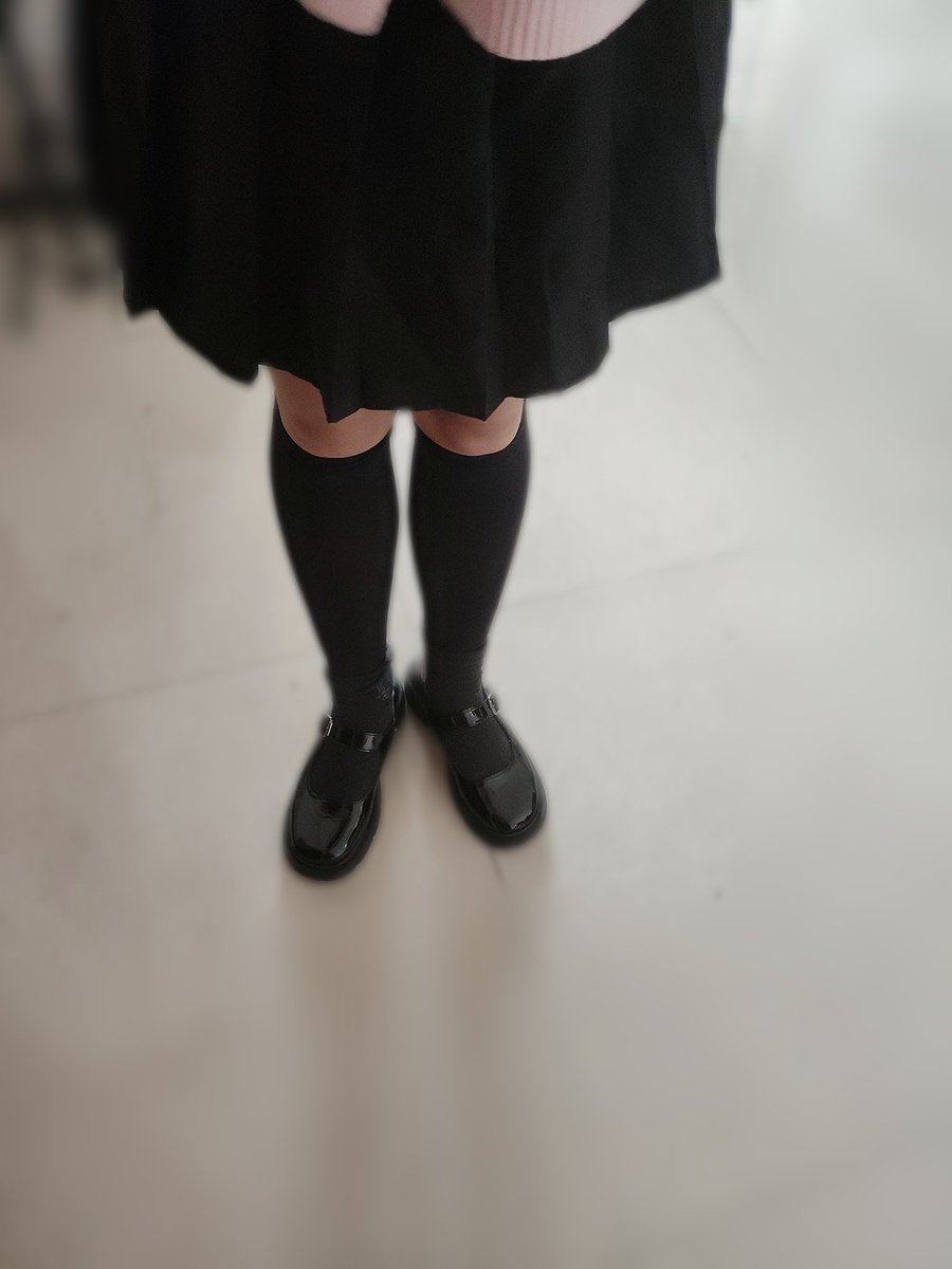 Lily tweet media