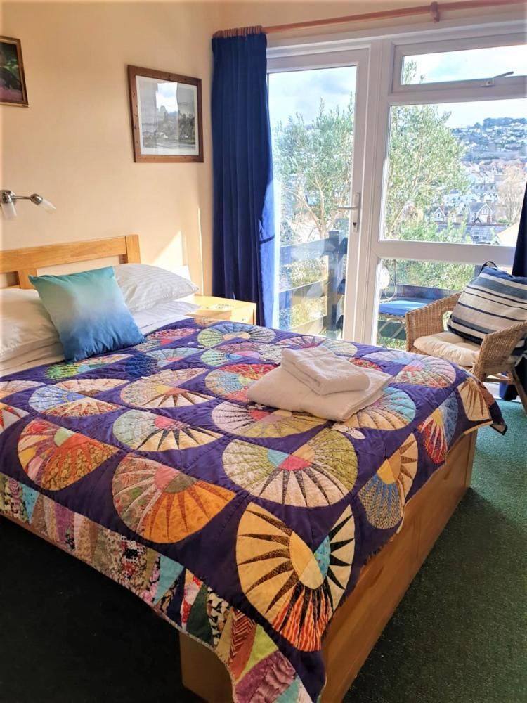 B&B Stays tweet media