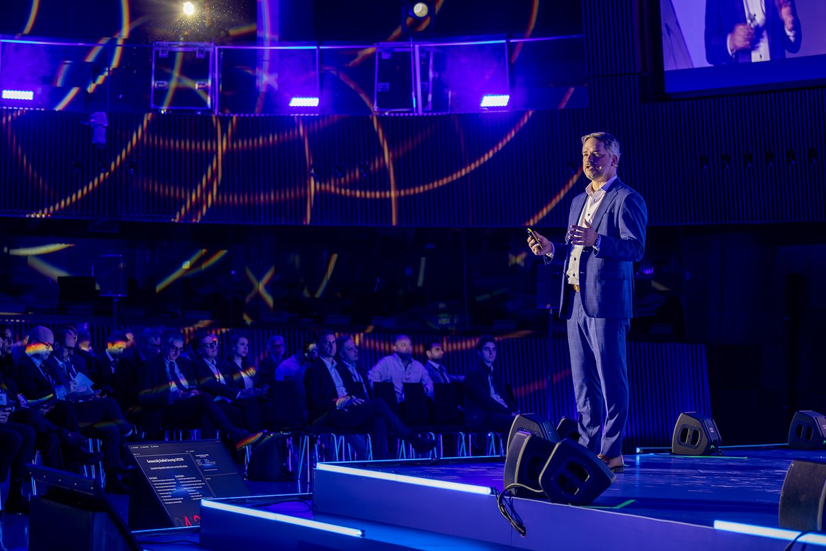 ST Engineering iDirect tweet media