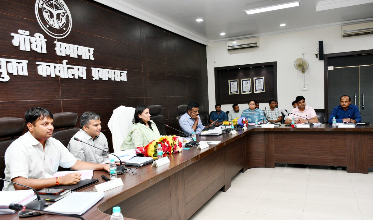 DM Prayagraj tweet media