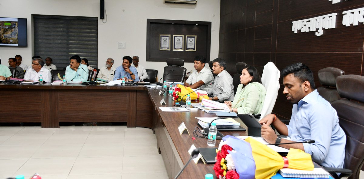 DM Prayagraj tweet media