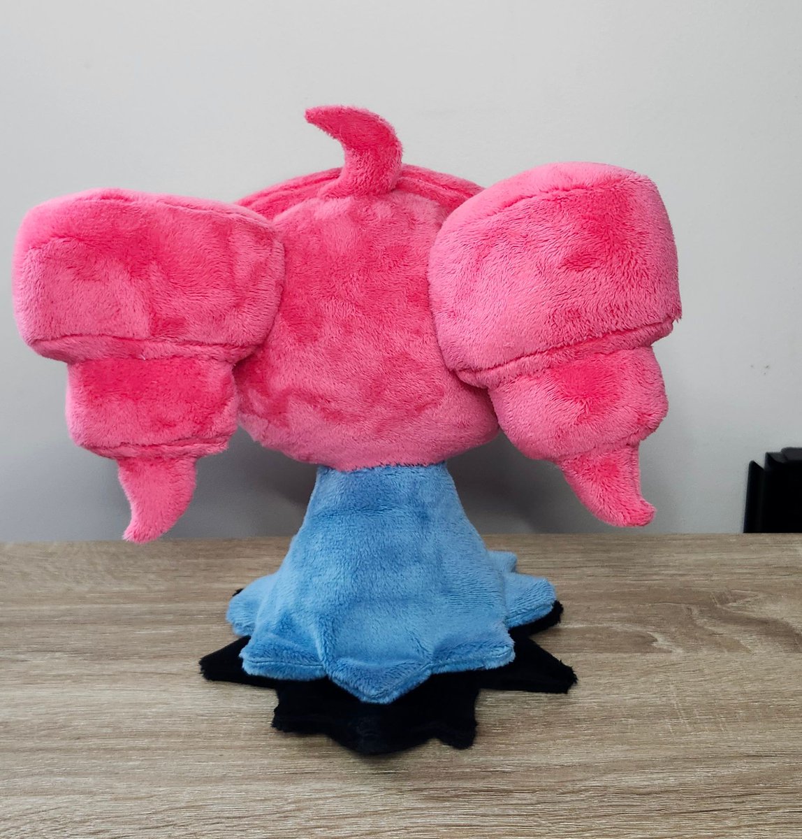 Hazel Oddities🔜 Anime Boston A133 tweet media