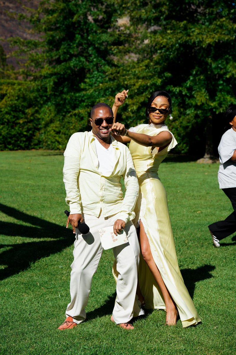 YesItsMeToolz's tweet photo. To my friend @Bonang, congratulations on 6 years of @houseofbng! 🍾This brand has gone from strength to strength and it’s only the beginning. I am so proud of you and what you have built. This will be a legacy that will be yours forever. I am honored and proud to have been apart of this journey from the start, attended every BNG Party, every sip of every variant and giving me the privilege to MC one of your most successful and biggest event to date. I have been with you and this brand from the very beginning, and I will be there with you until the end of time. Congratulations and here’s to turning every occasion into a celebration with #HouseOfBNG 🥂🍾 Love you! ♥️