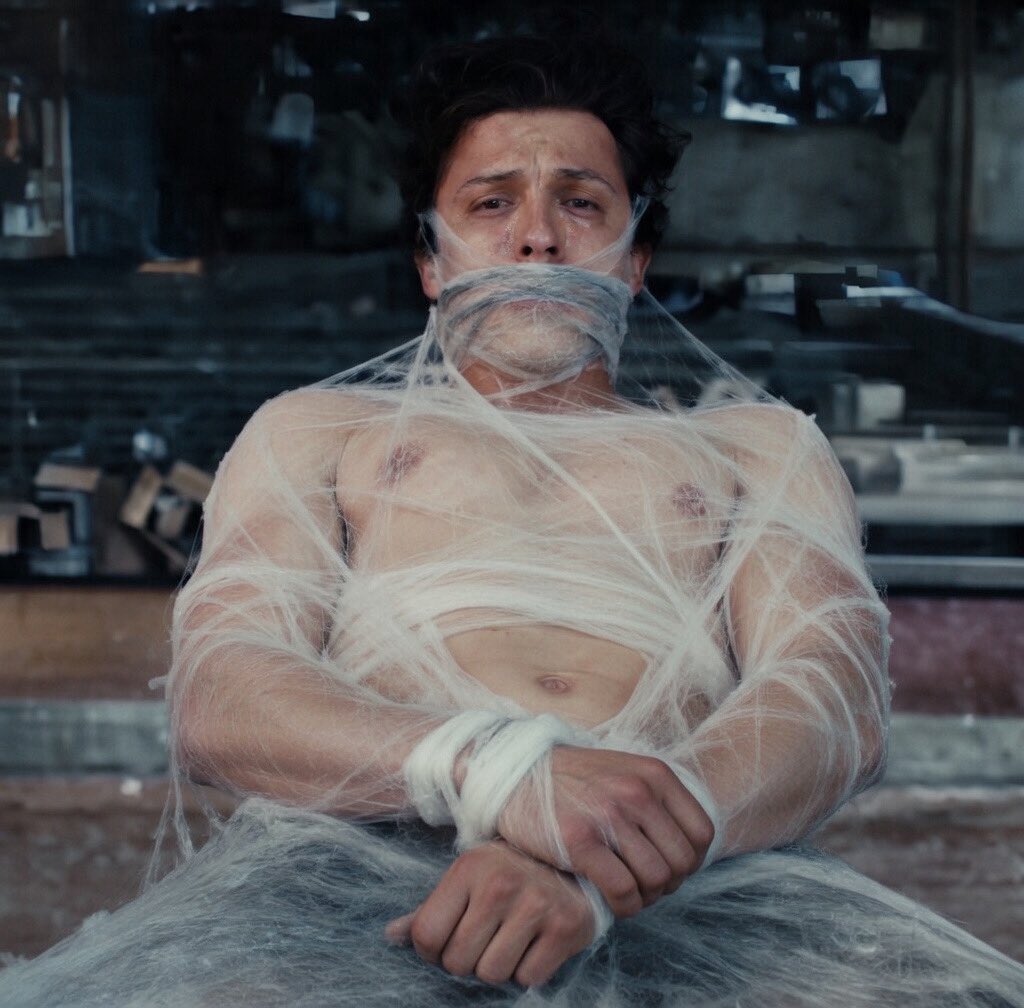 Bondage and Belly Buttons tweet media