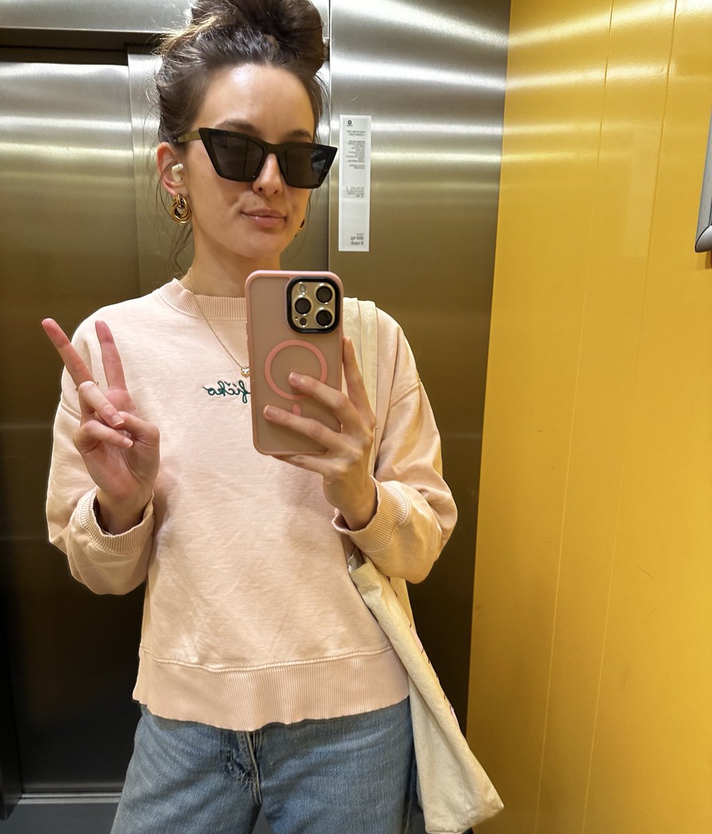 Banána Marčíková tweet media