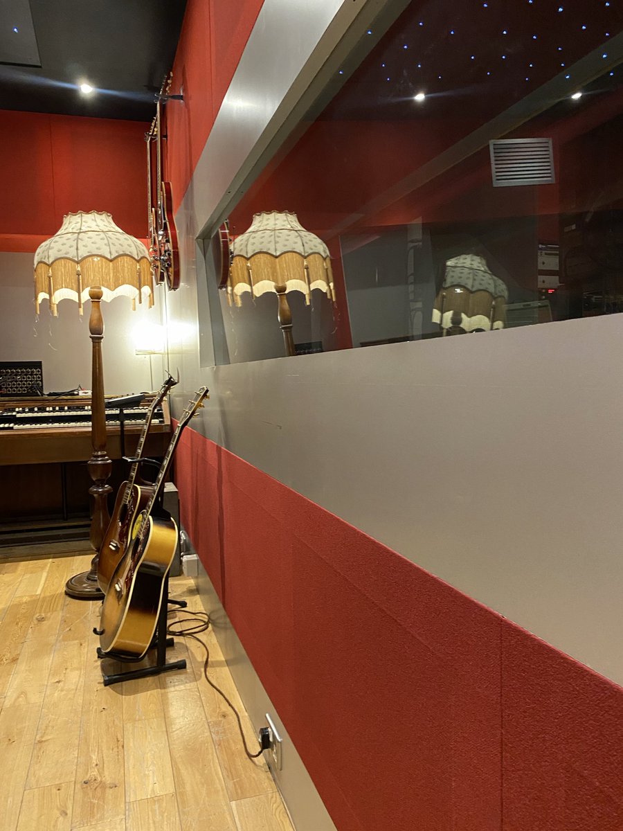 Jamie Campbell Bower tweet media