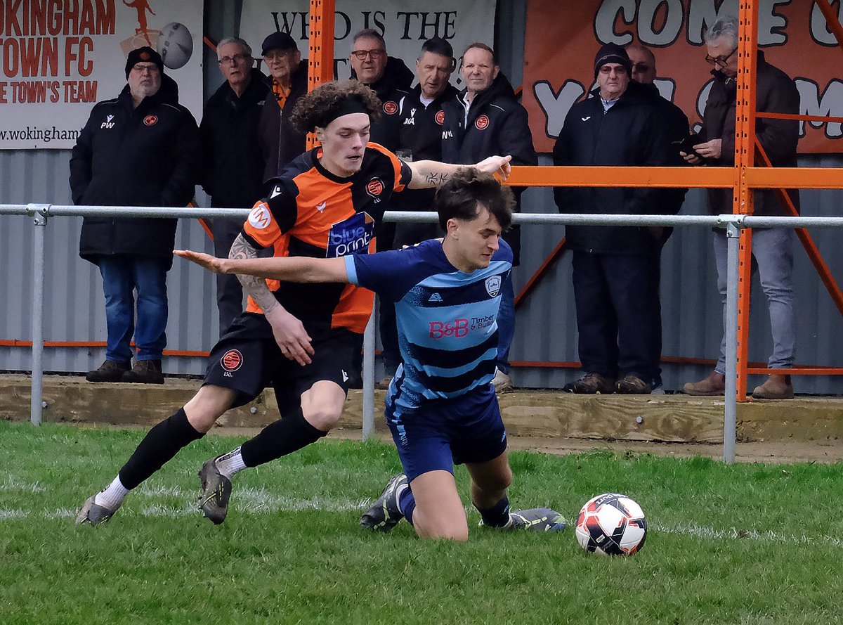 Andrew B tweet media