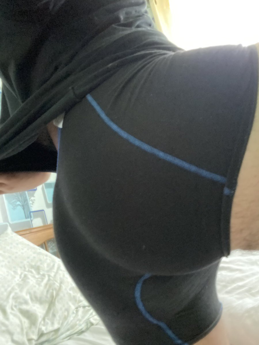 culonni's tweet photo. @adrilojt 🥵😈 https://t.co/eUfKob6SEo