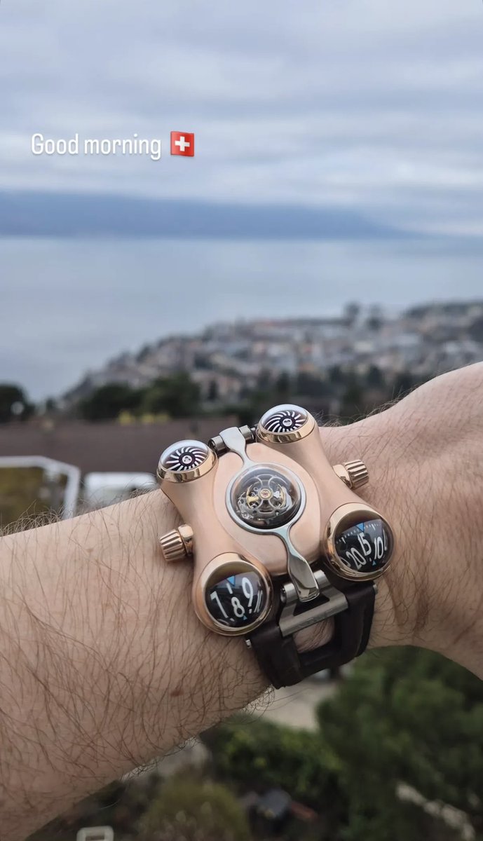 space Ξ tweet media