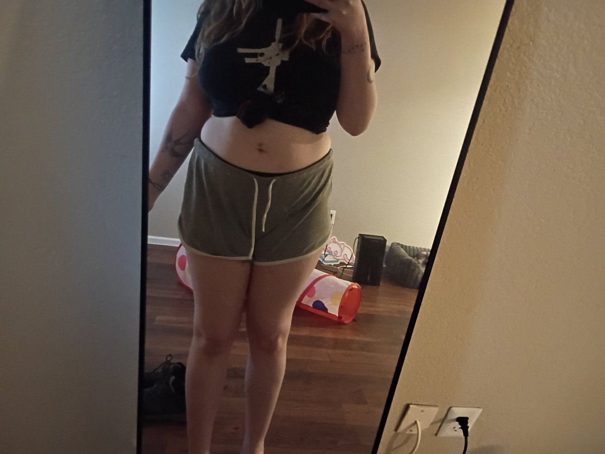 🐮MoonMallowFashion🌵 tweet media