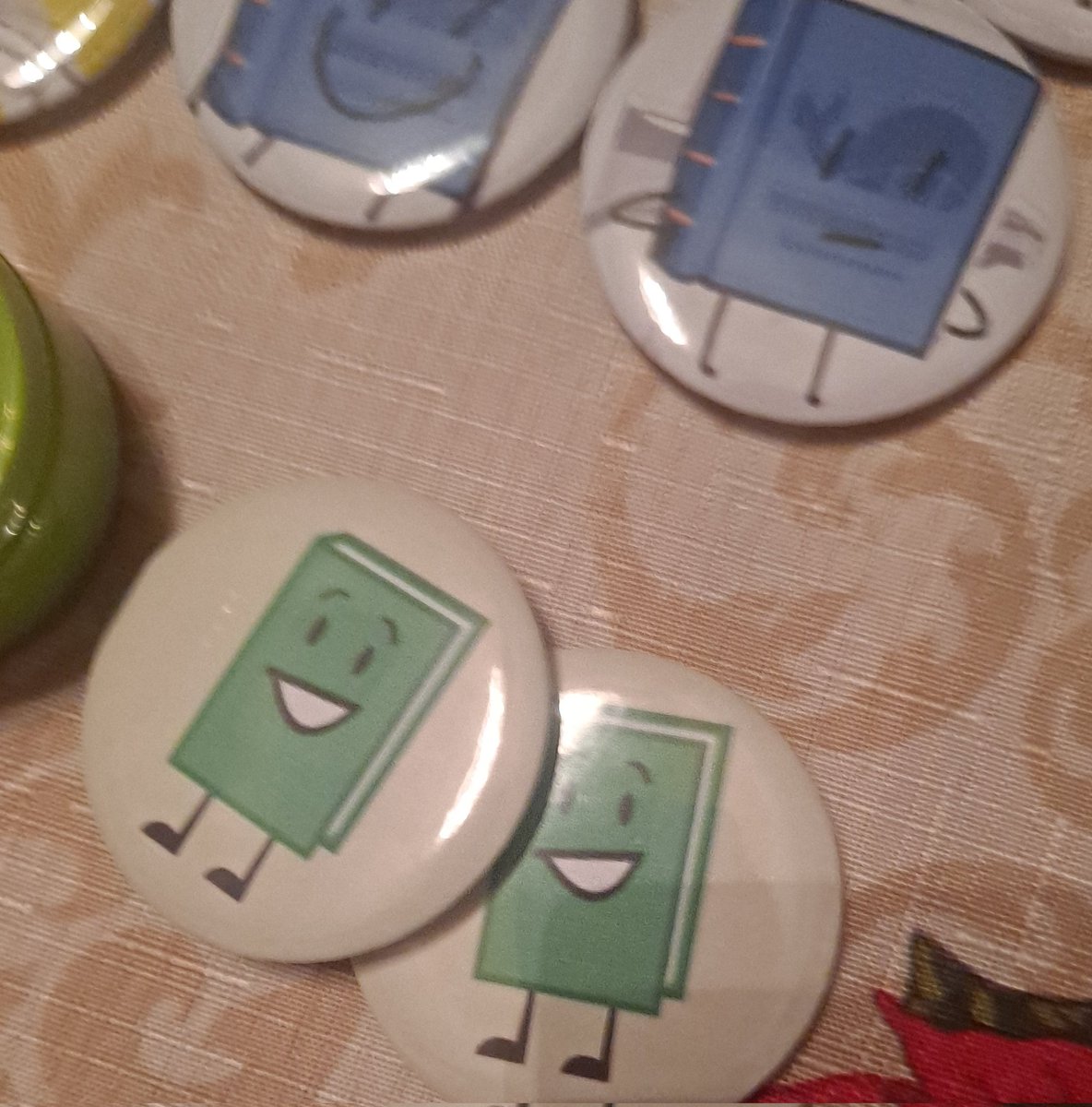 wallabae tweet media