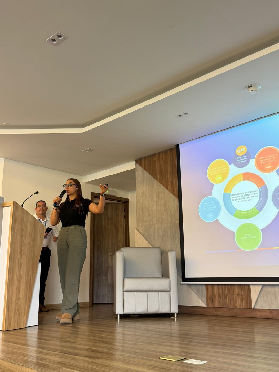 Laura Vanessa Montoya Noguera tweet media