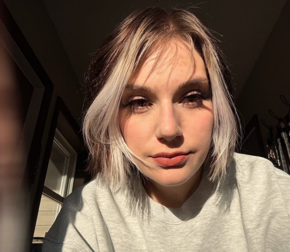 jess.jpg tweet media