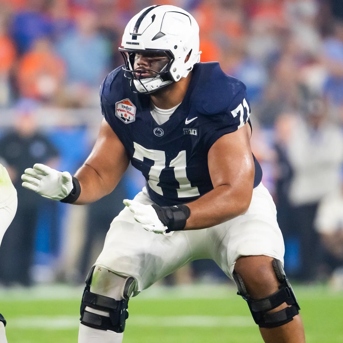 James Simone tweet media