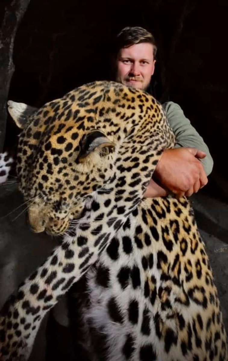 Xpose Trophy Hunting tweet media