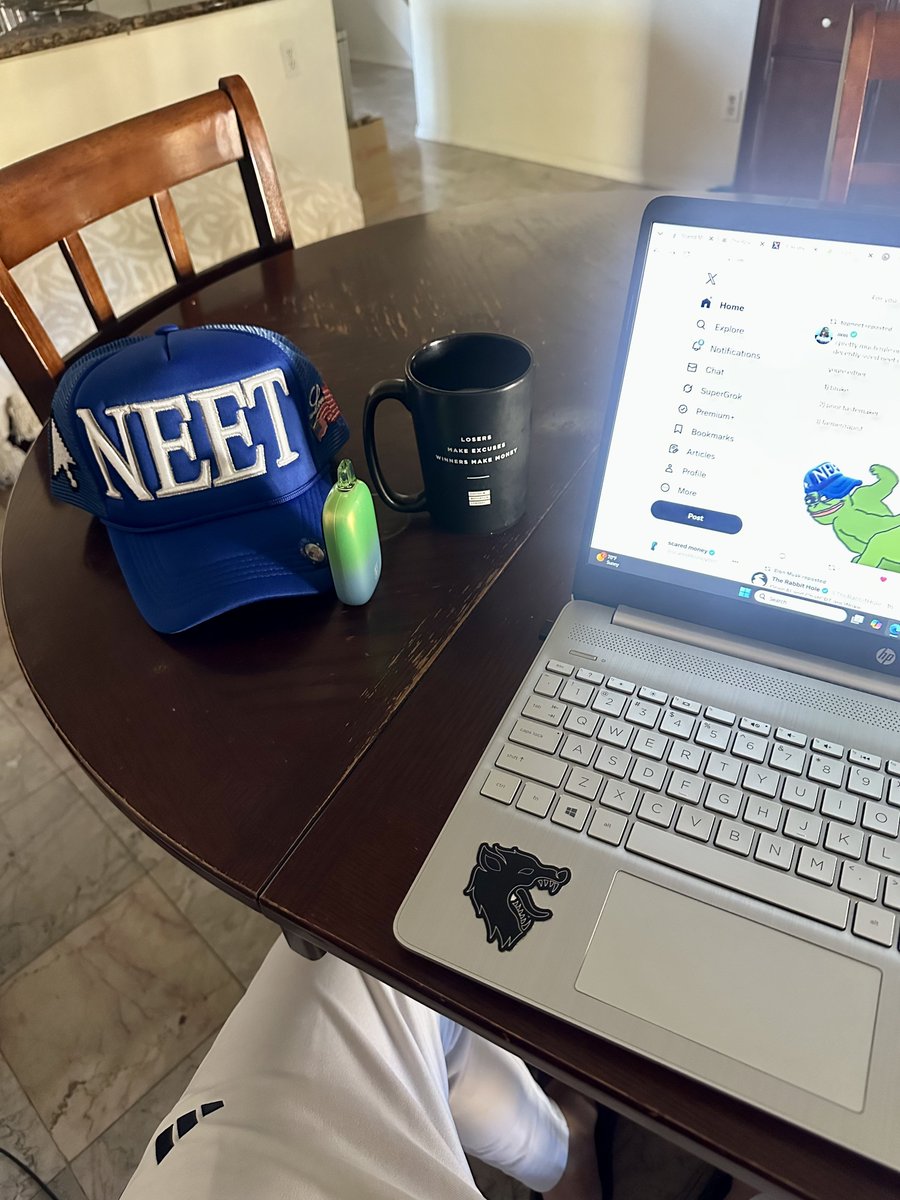 scared money tweet media