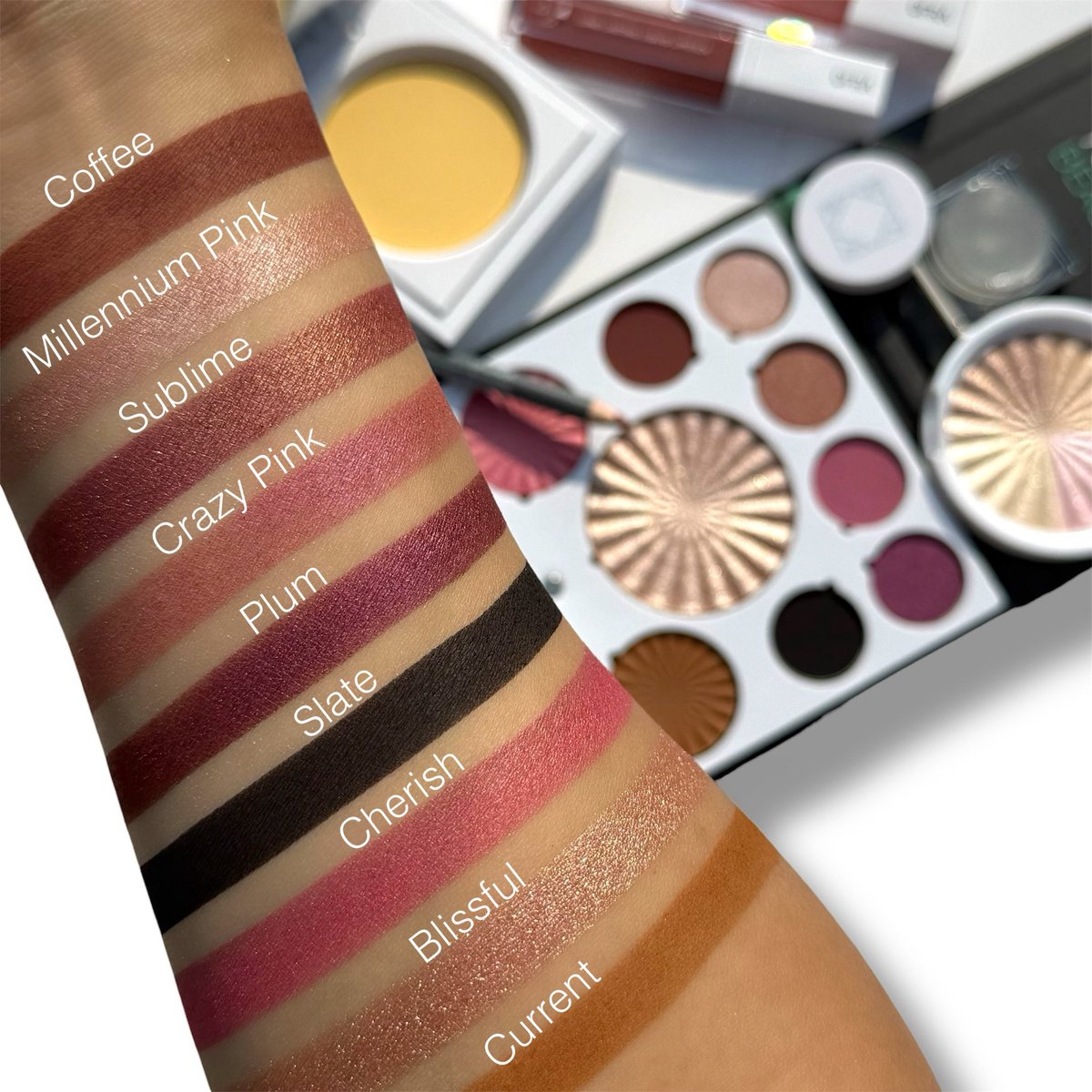 OFRA Cosmetics tweet media