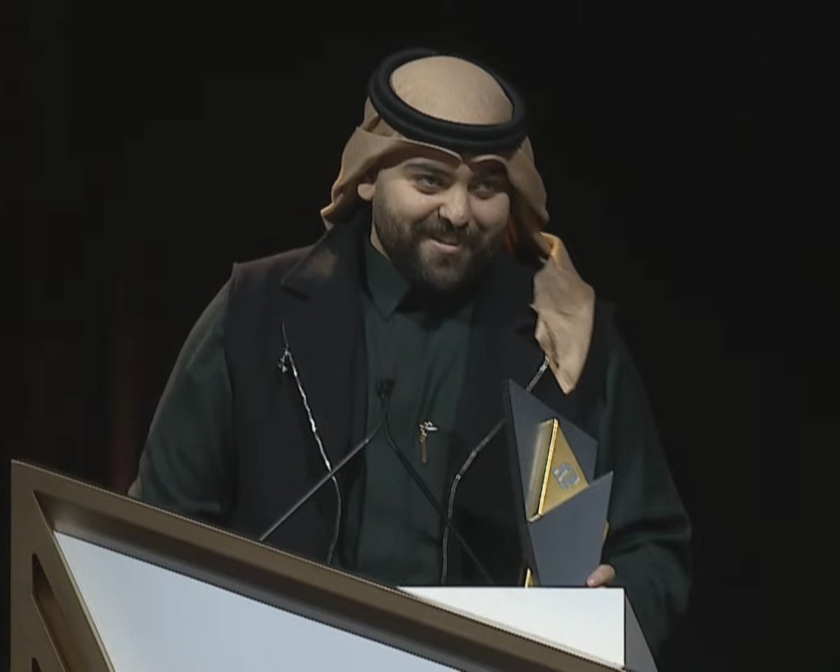 𝐓𝐔𝐋𝐋𝐈 tweet media