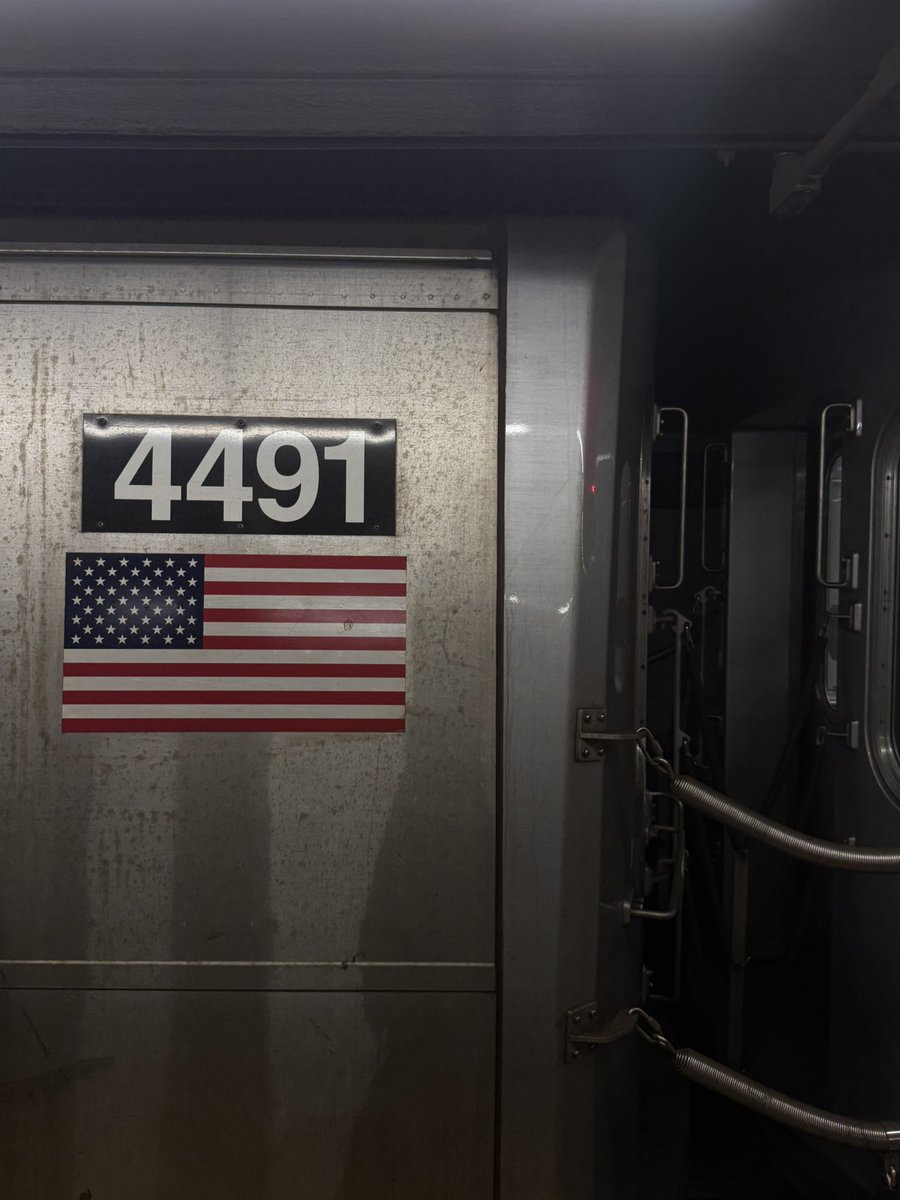 ———-+ tweet media