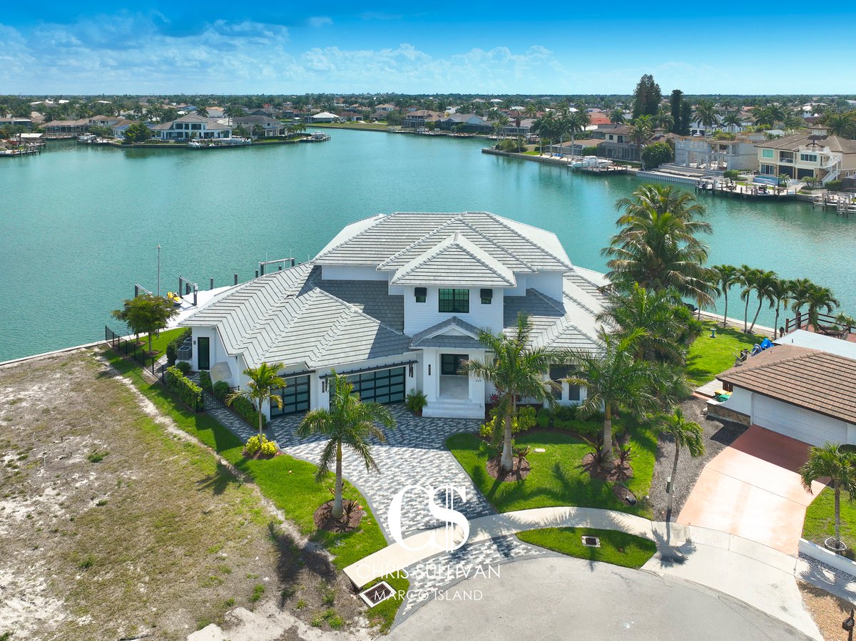 Chris Sullivan tweet media