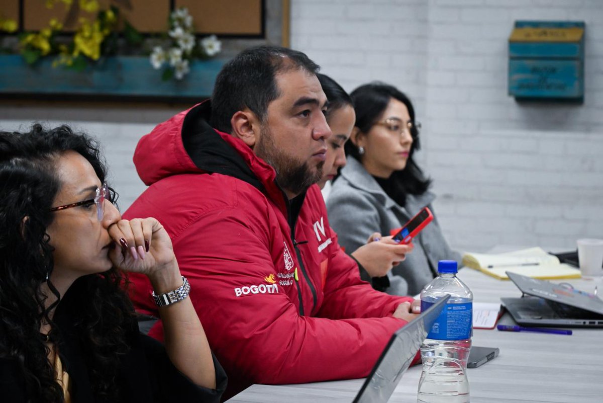 Unidad de Mantenimiento Vial (UMV) tweet media