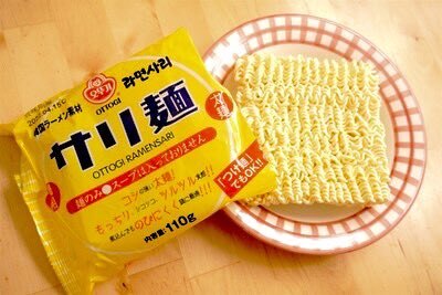 椅子マリ tweet media