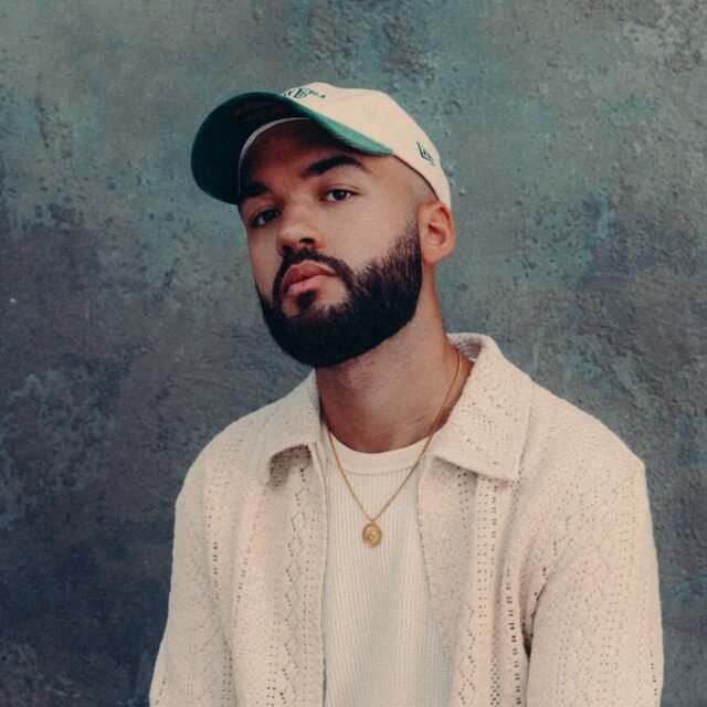 Midi/Minuit tweet media