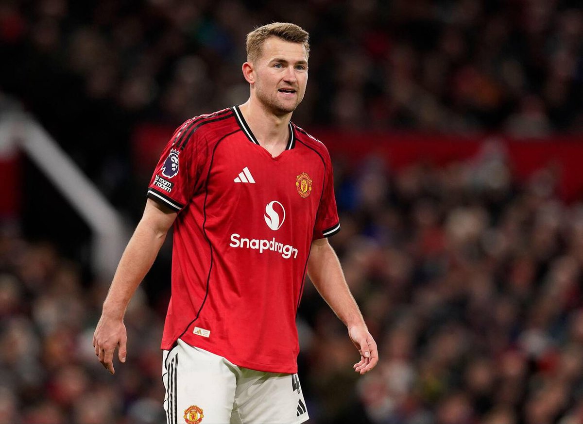 شبكة مانشستر يونايتد tweet media