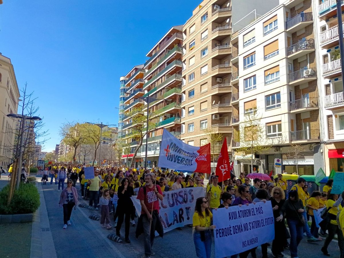 Professors de Secundària Lleida tweet media