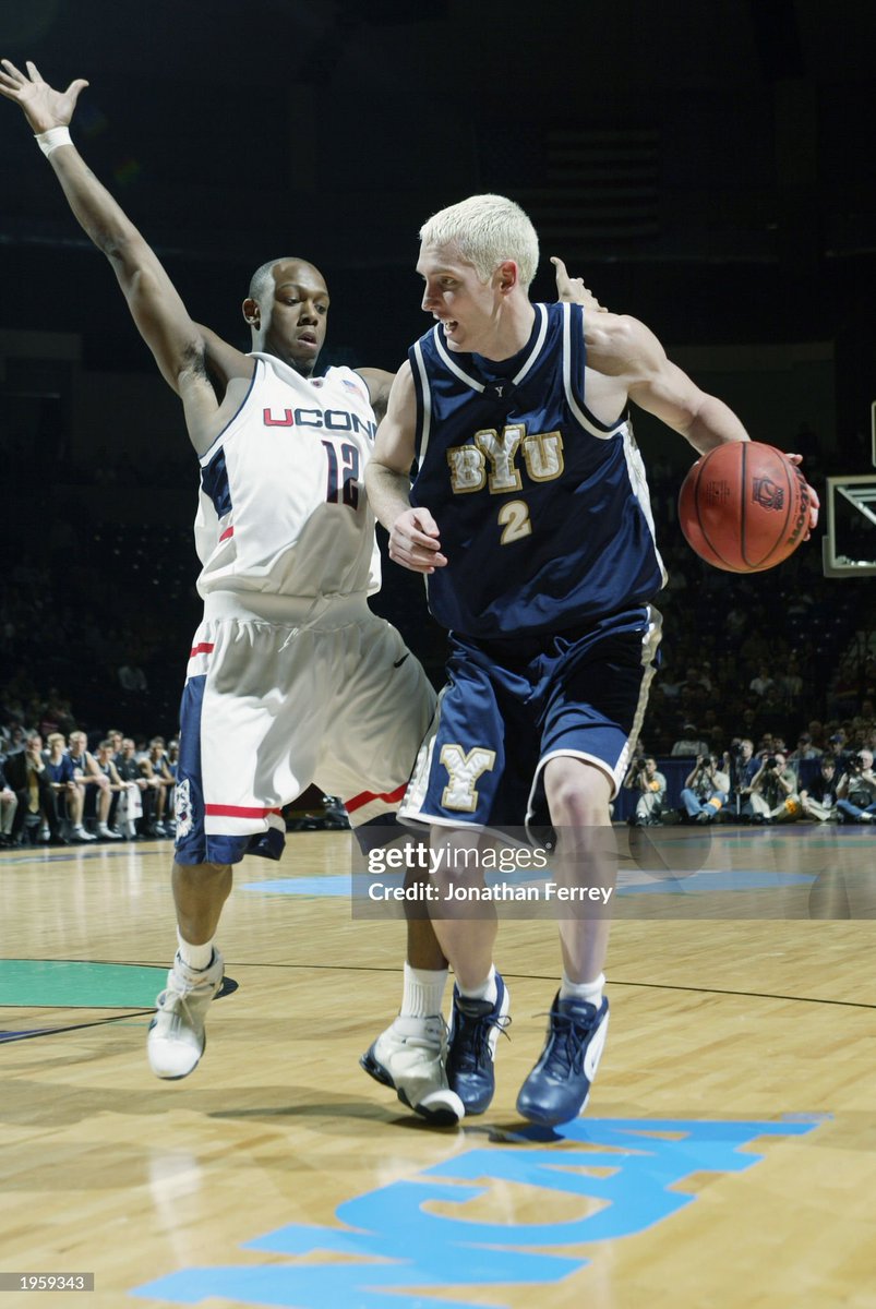 BYU Uniform Tracker tweet media