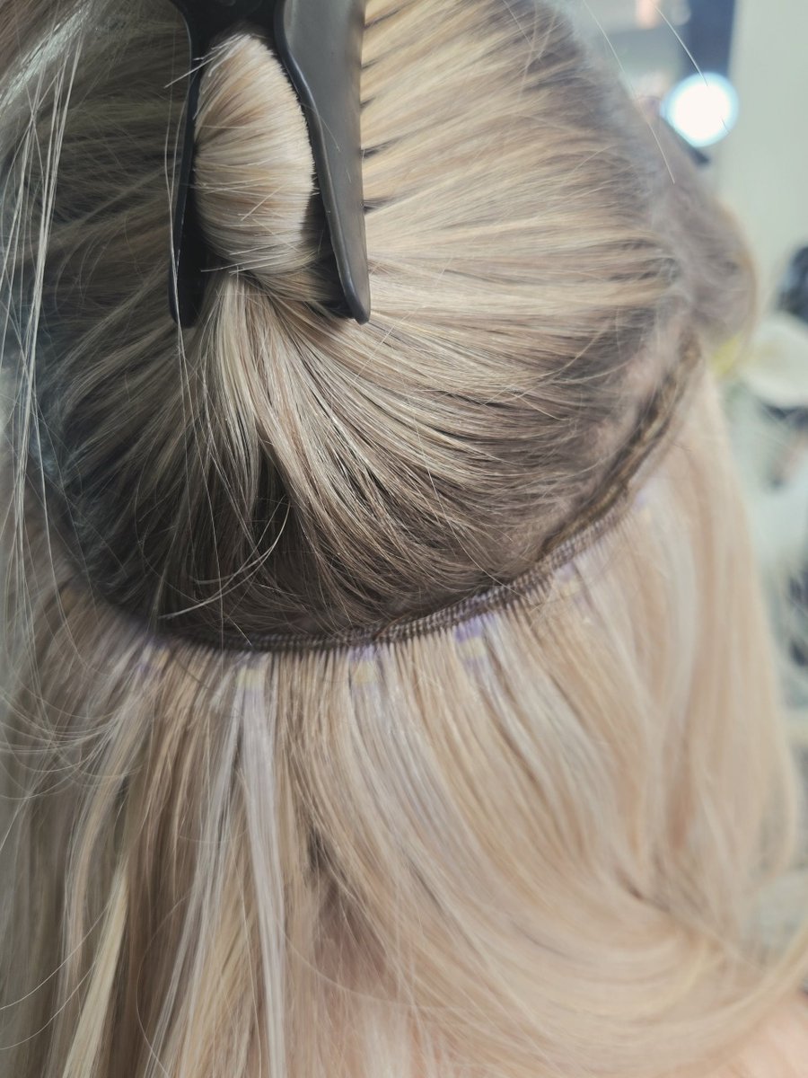 needa_makeover's tweet image. Looking for #HairExtensions #lacewig fitting, #toppers, #toupees, #hairpiece fittings, styling removal or #wig refresh services, taking #appointments or book consultation. needahairmakeover.com