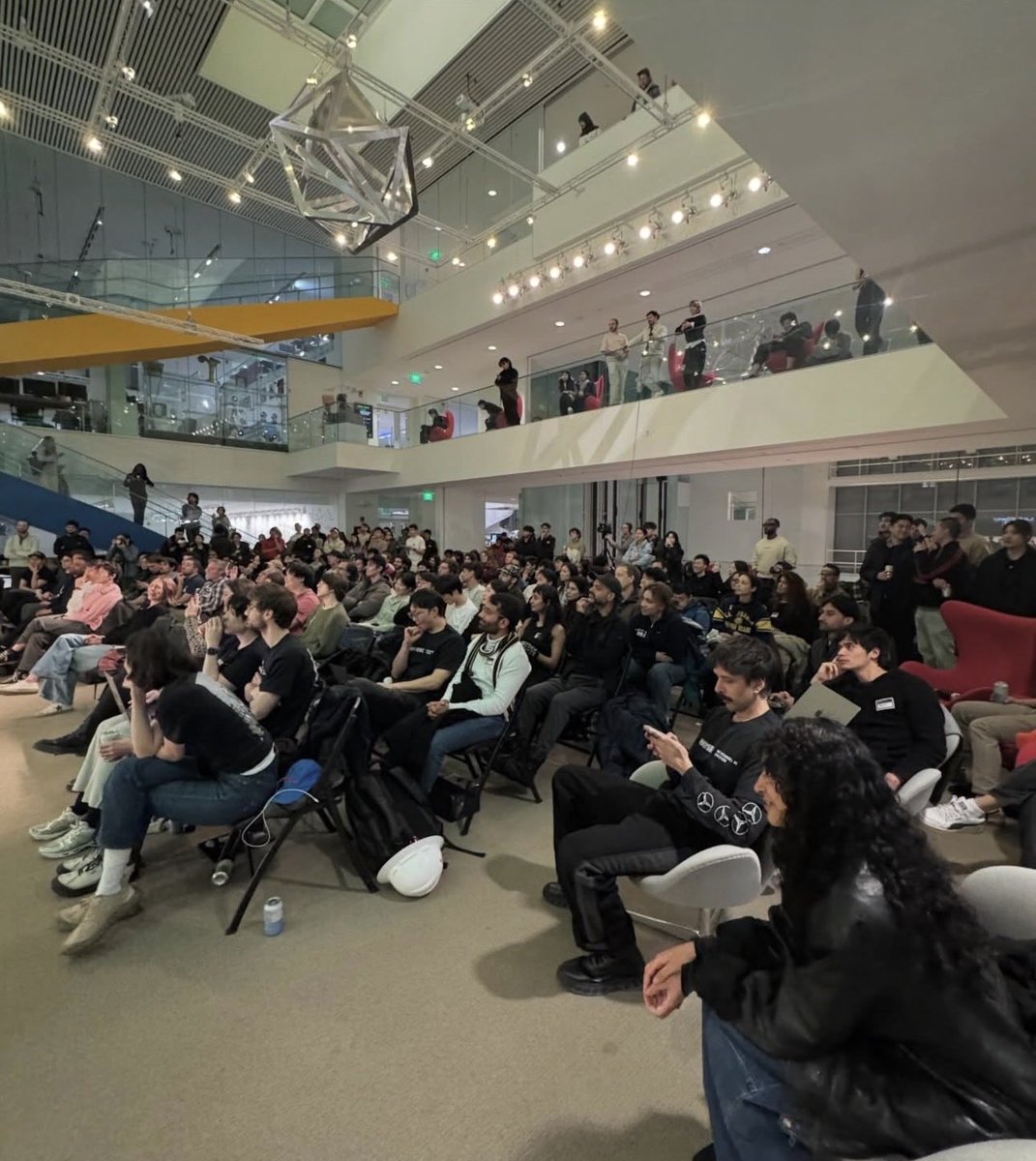 Fluid Interfaces tweet media