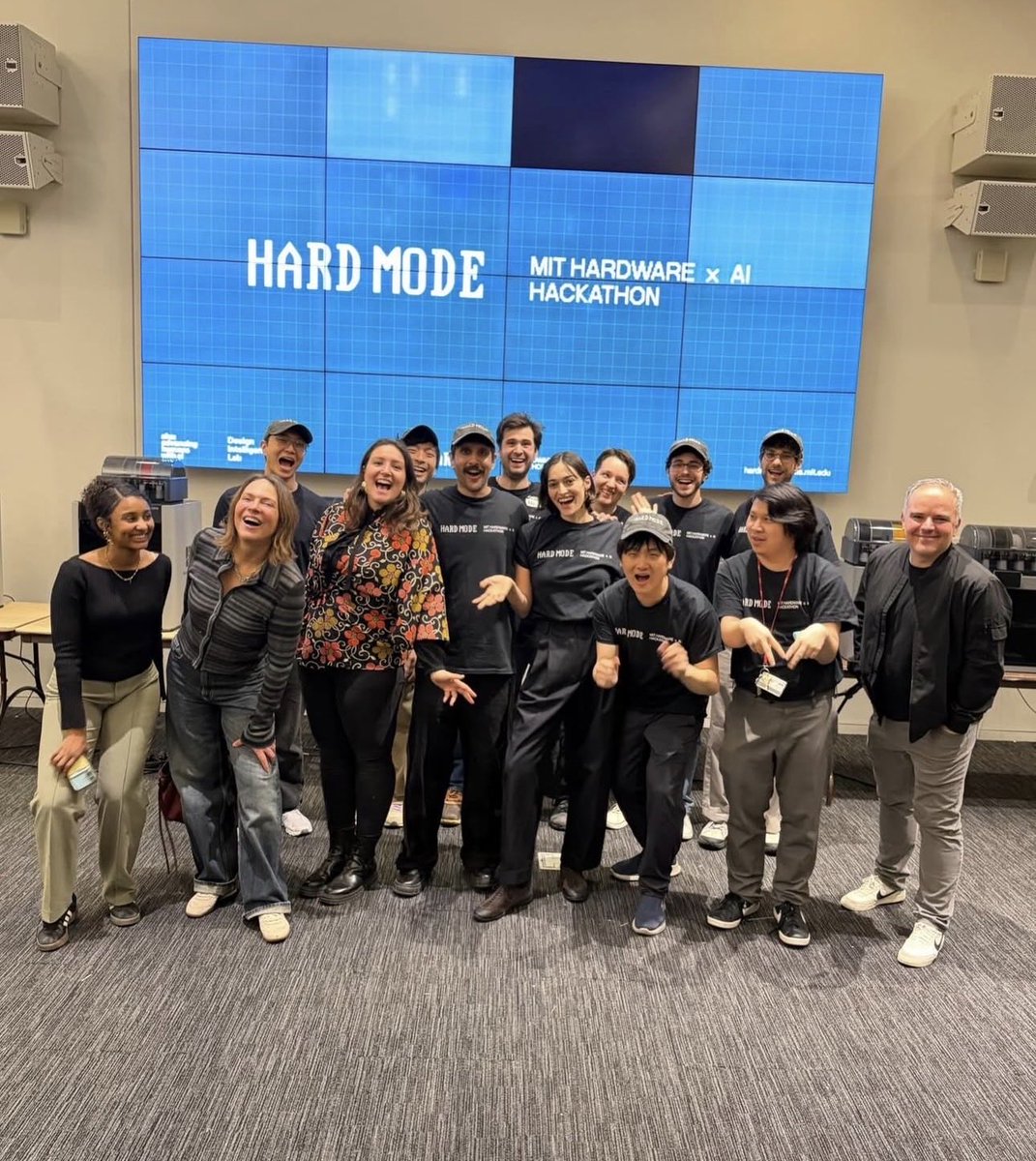 Fluid Interfaces tweet media