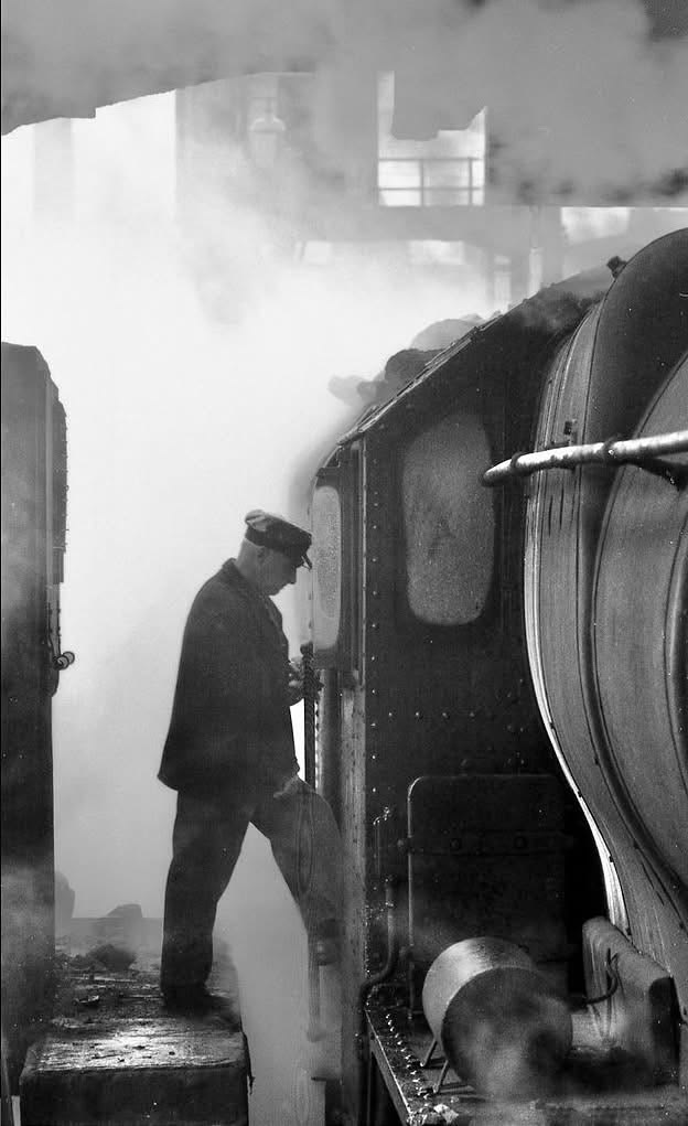 Bygone Britain tweet media