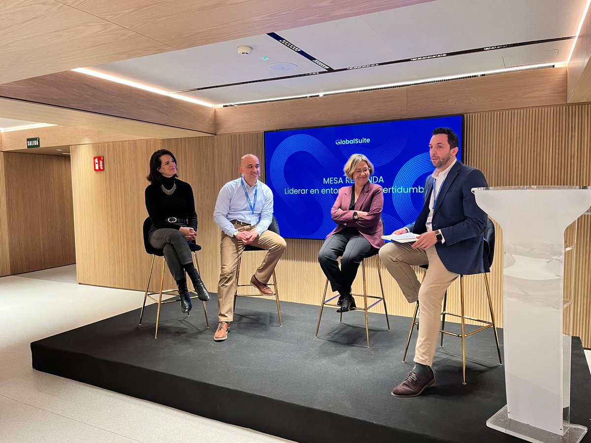 Fundación Microfinanzas BBVA tweet media