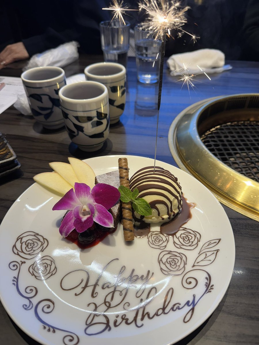 ぺんてる tweet media