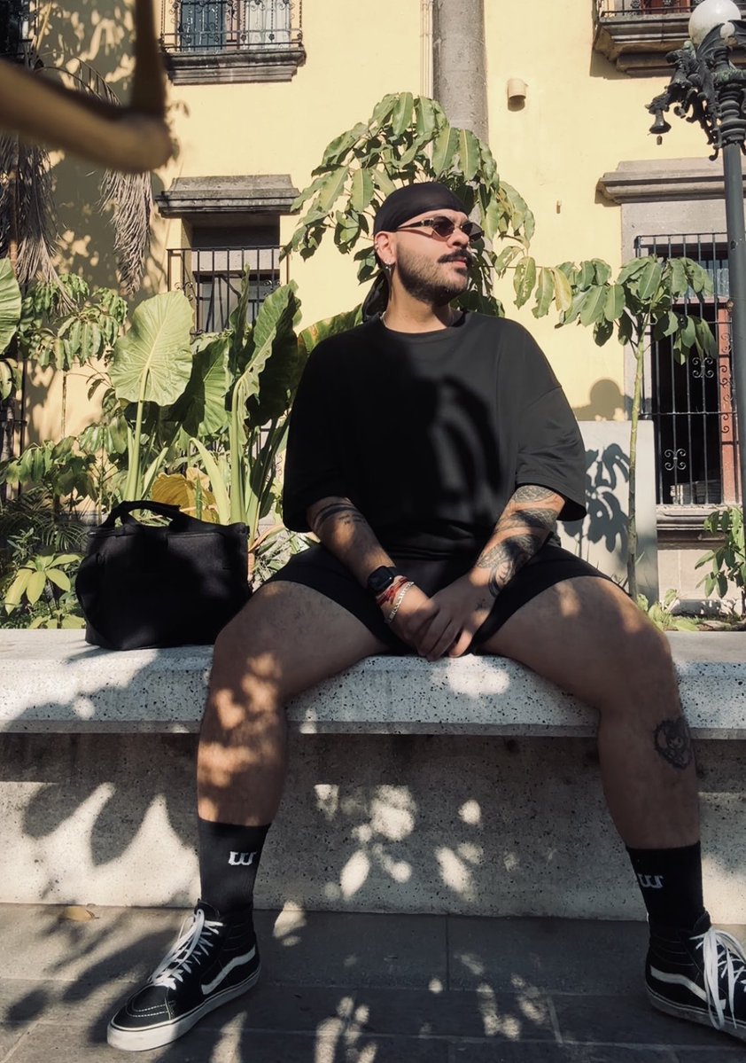 La peloncita de Kabah 👨🏽🦲✨ tweet media