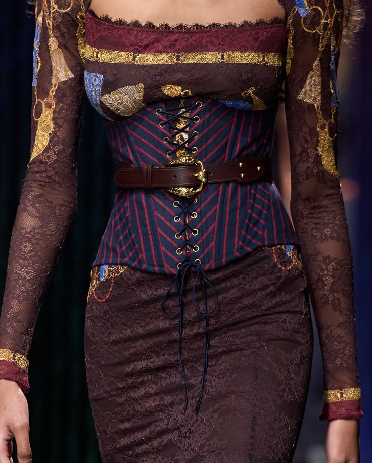 𝓜𝓸𝓷𝓲 𝙇𝙞𝙠𝙚 𝙢𝙤𝙣𝙚𝙮 archives☆ tweet media