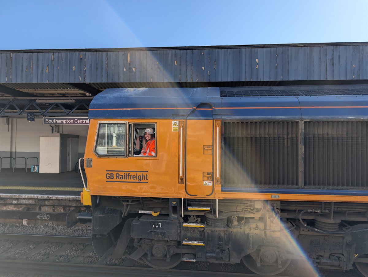 Train driver Mark tweet media