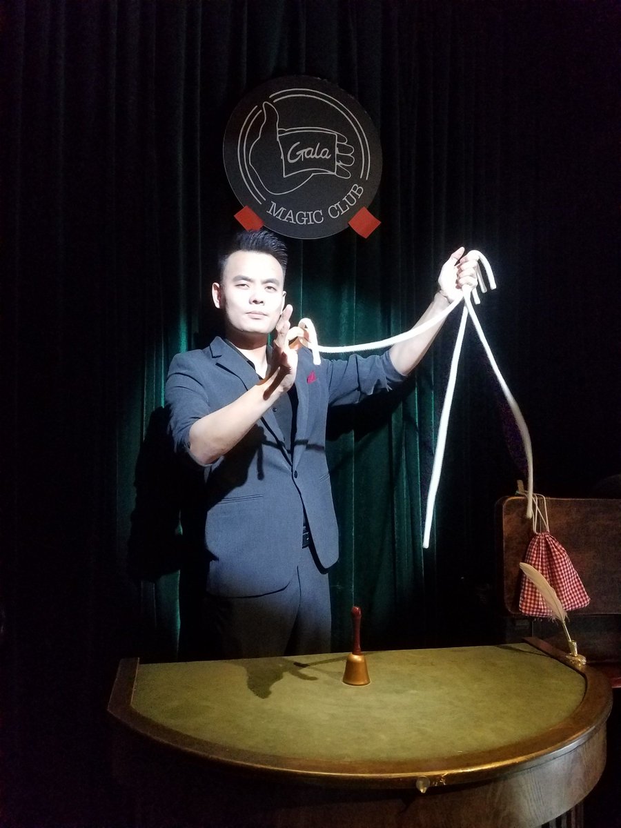 Subrata59599109's tweet photo. Just finished live-streaming the new episode of Happy Camp! The magic tricks by the guest were mind-blowing, and the team games had me laughing nonstop. Who else is still replaying the funny moments #HappyCamp #VarietyShowVibes https://t.co/IMvlT9hLn5