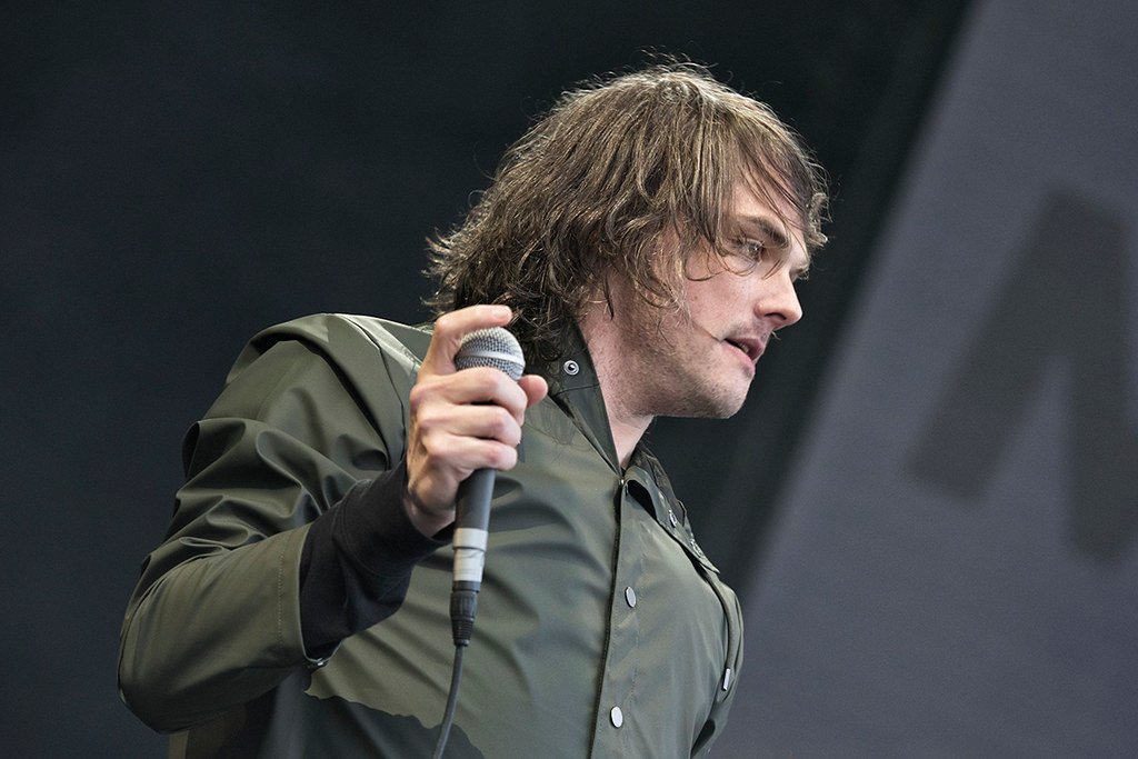 hourly swarm gerard tweet media