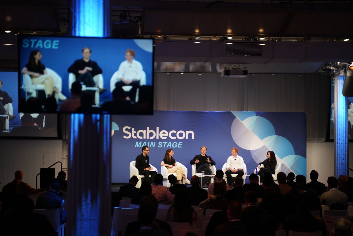 stablecon tweet media