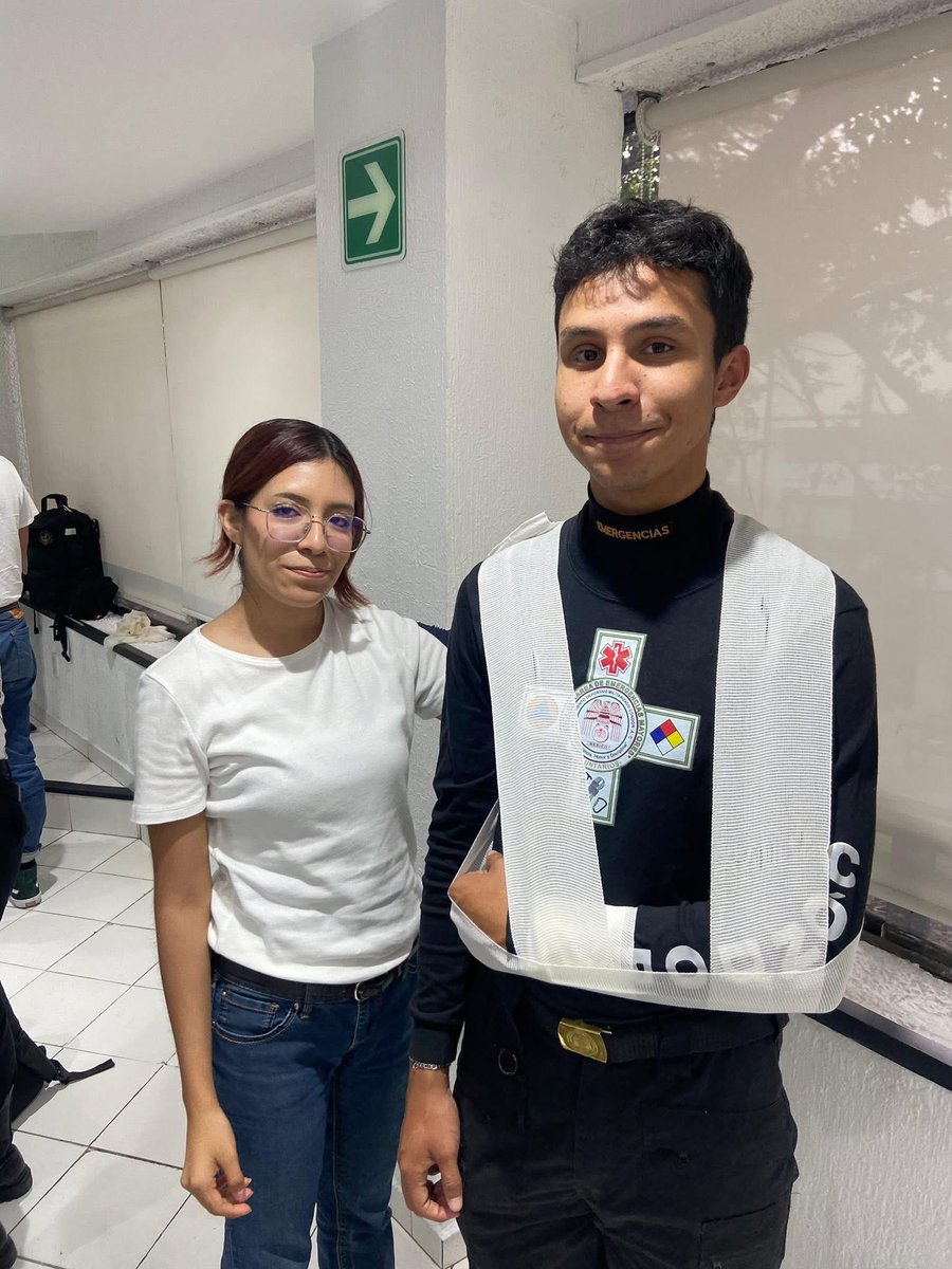 Rescate_Condor's tweet photo. Actividades del Curso institucional de Primeros Auxilios Avanzados, para los elementos del escalafón básico de adiestramiento.
#CóndorCercaDeTi
#voluntarios
#pormexico
#ProtecciónCivil
#rescate https://t.co/znbmXVQD31
