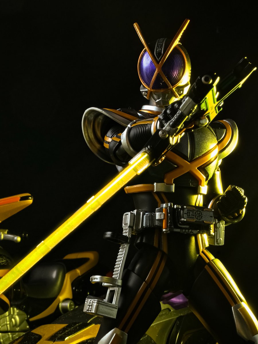 エバルト tweet media