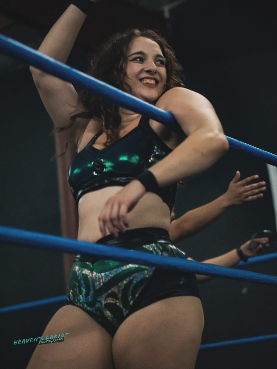 Mila Johnson tweet media